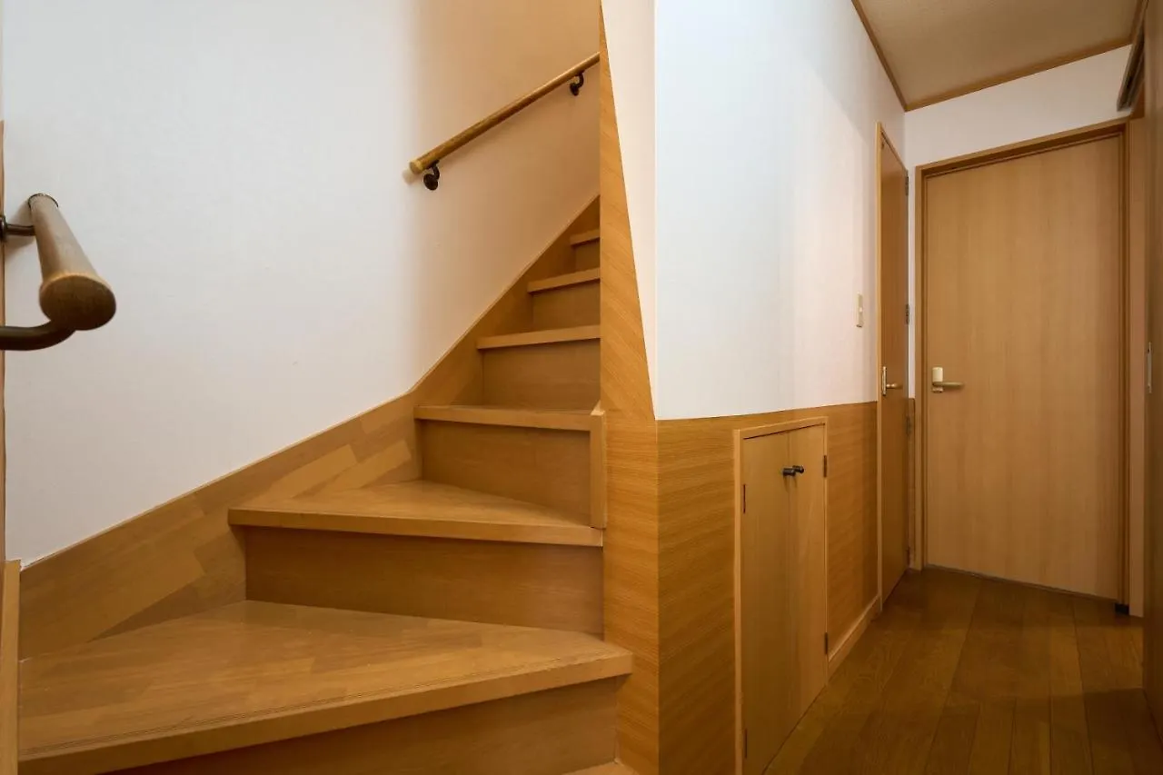 Shinjuku Luxury House/107㎡/16P Villa Tokyo