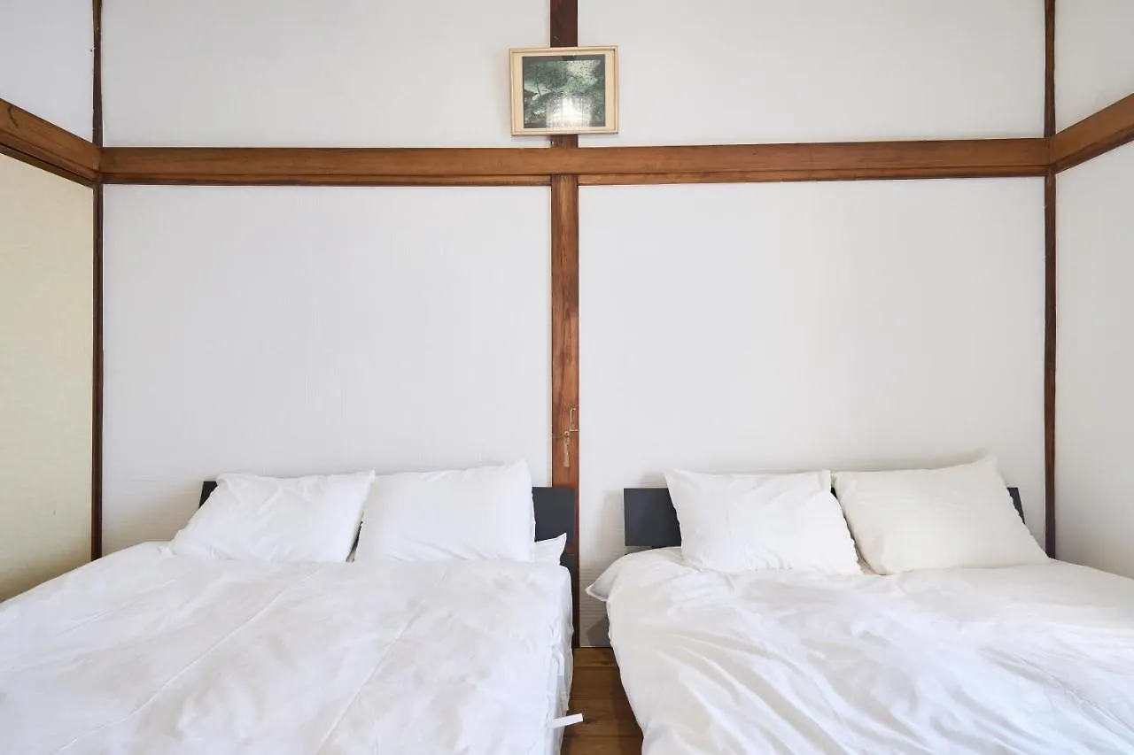 Shinjuku Luxury House/107㎡/16P Villa Tokyo