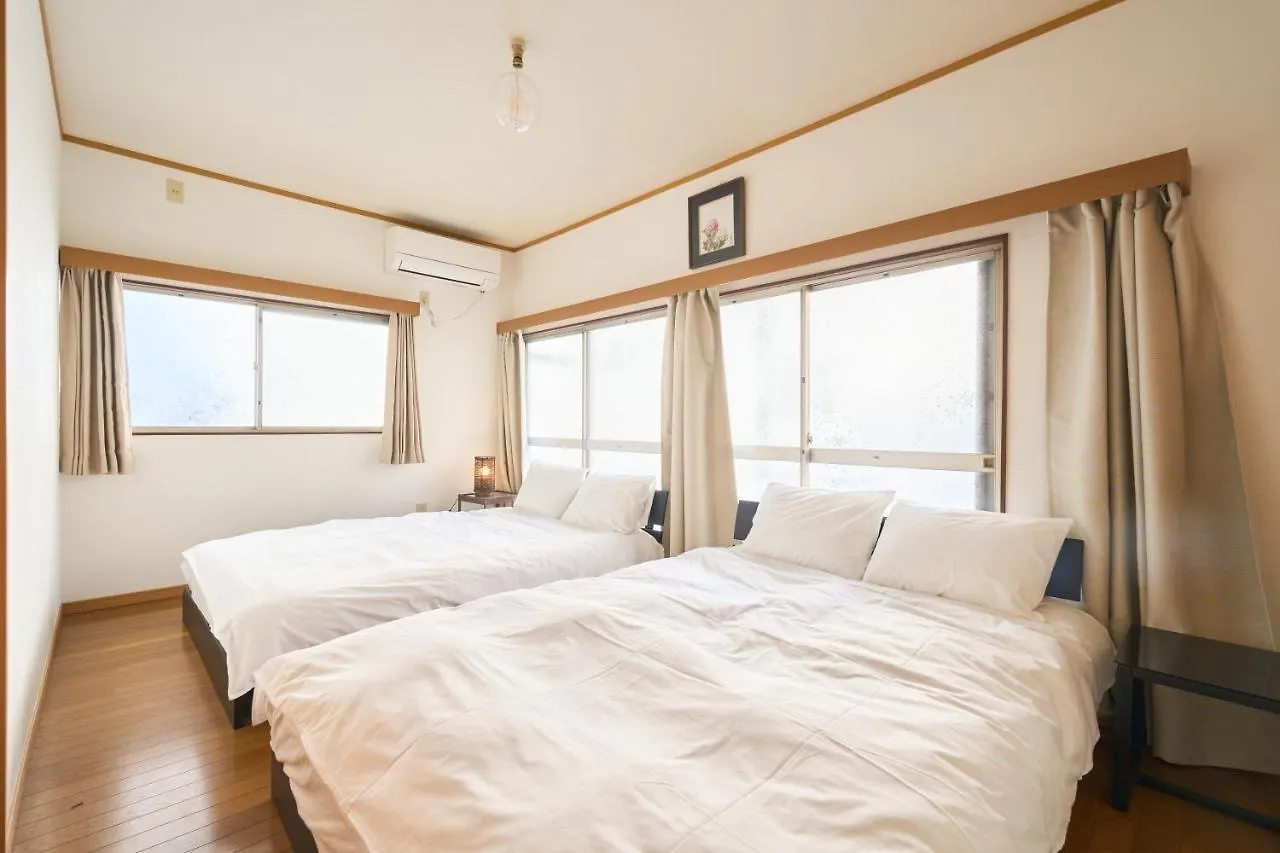 Shinjuku Luxury House/107㎡/16P Villa Tokyo